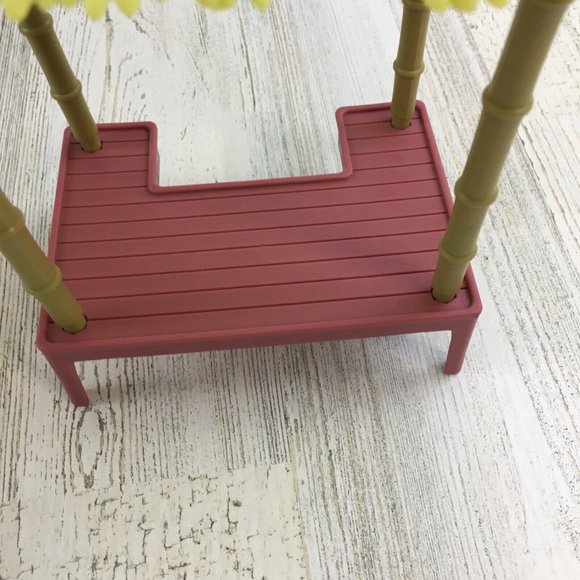 Bluey Figure Toy Pool Deck Gazebo Poles Replacement for Pool Time Playset - Picture 4 of 7